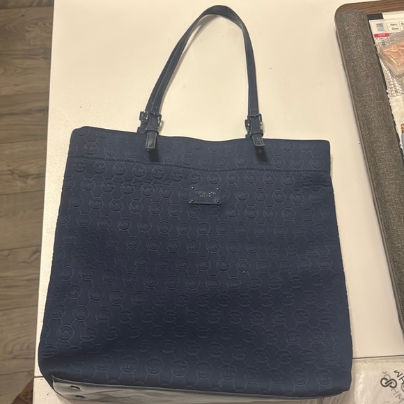 Michael Kors Handbags - Michael Kors tote bag navy blue